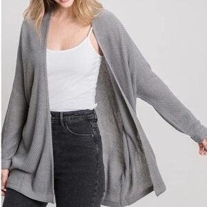 Elegant Women's Gray Cardigan